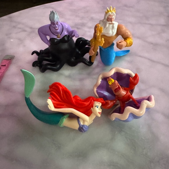 The Little Mermaid Figurines collectibles - all shown - Picture 4 of 10